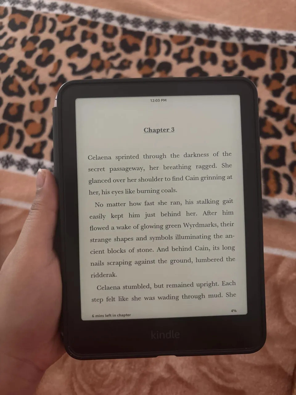 Best Kindle: 5 Amazon E-Readers Compared